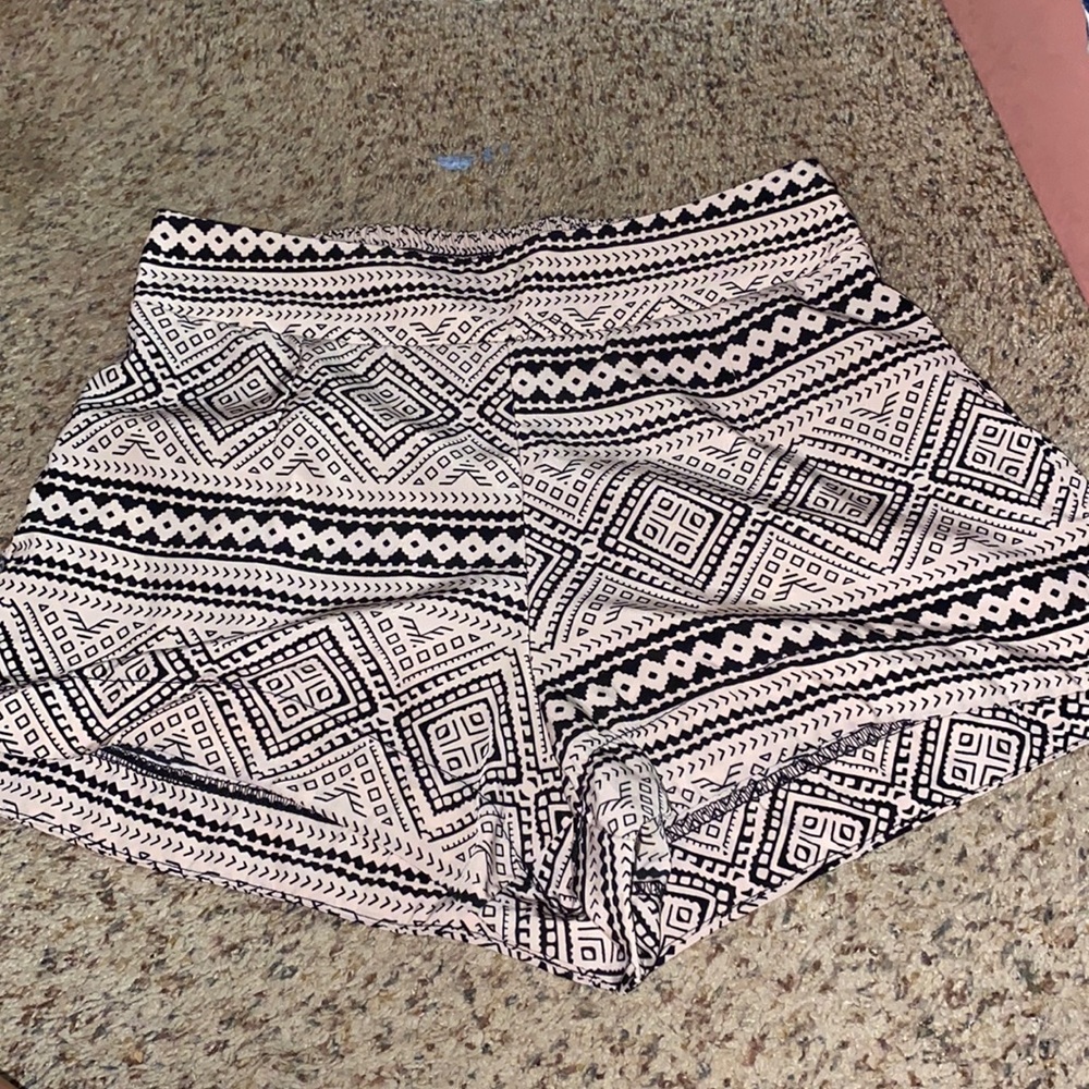 Flowy shorts